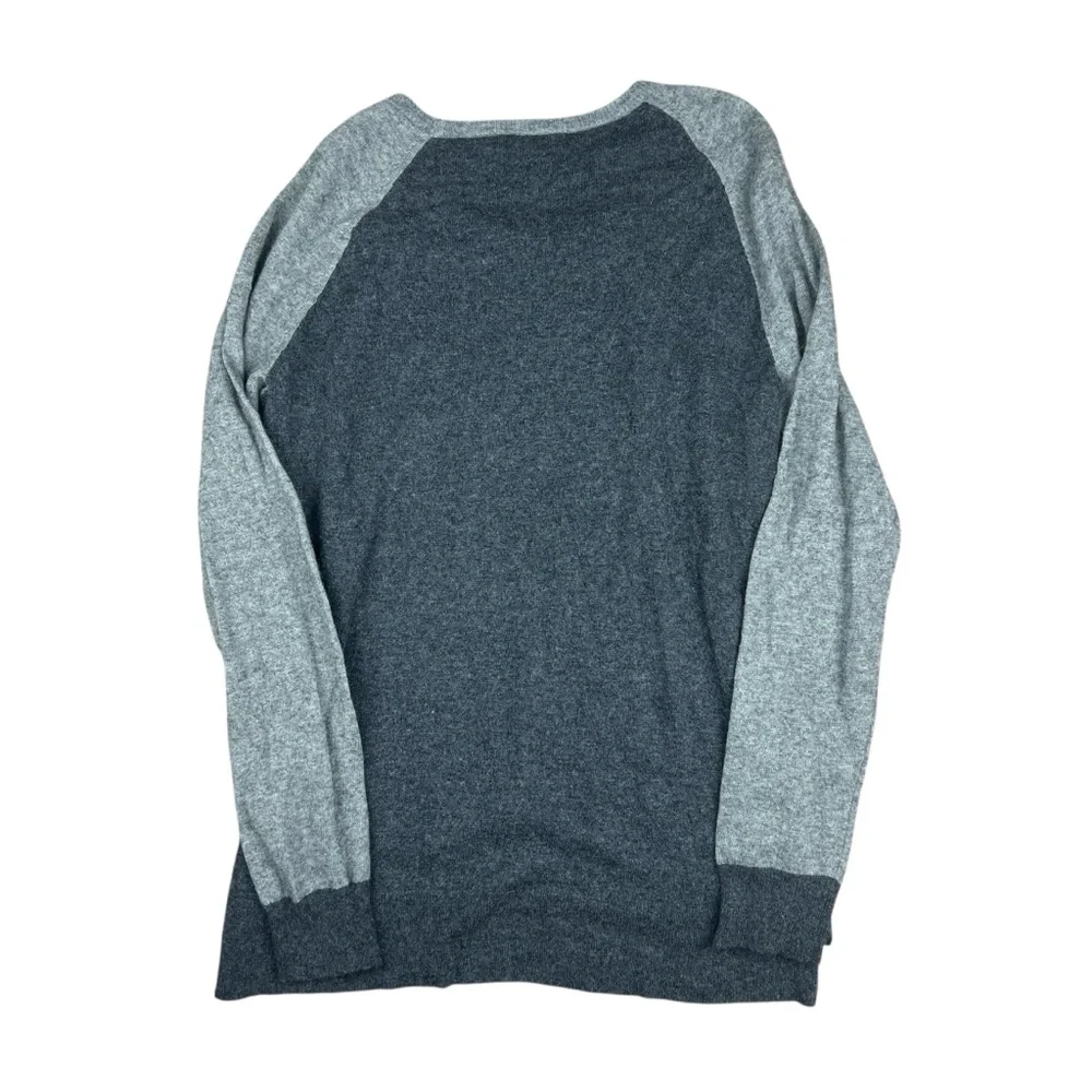 J.Crew Wool Blend Sweater Women’s Medium Gray Elbow‎ Patches Side Buttons Raglan